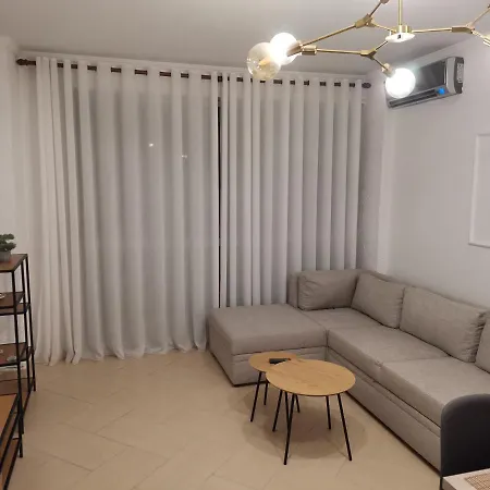 Mira 303 Apartamento