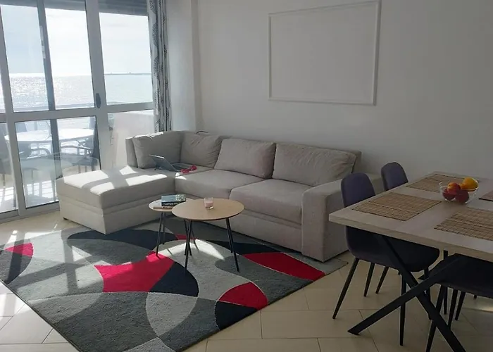 Apartment Mira 303 *